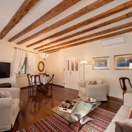 Stone Pearl Heritage Luxury Suite Split Buitenkant foto